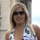 Get ready to play with Alica in the live sex chat!